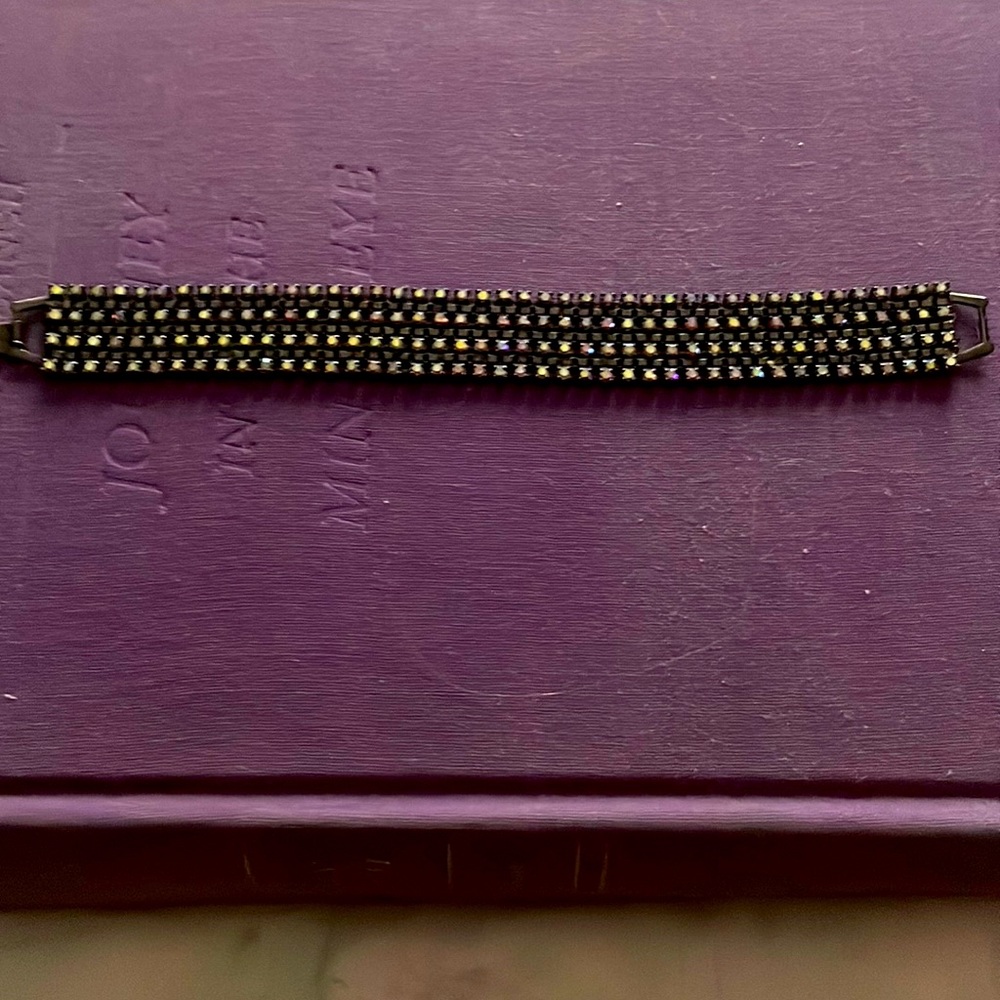 Beautiful  vintage rhinestone bracelet